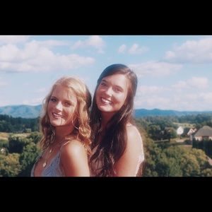 Meet your Posher, Molly